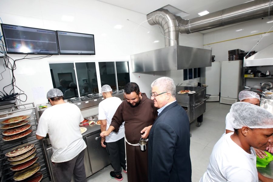 INAUGURAÇÃO DA MOLECAGGIO PIZZARIA E BAR EM ENGENHEIRO SHIMIDTH - Eloisa Mattos