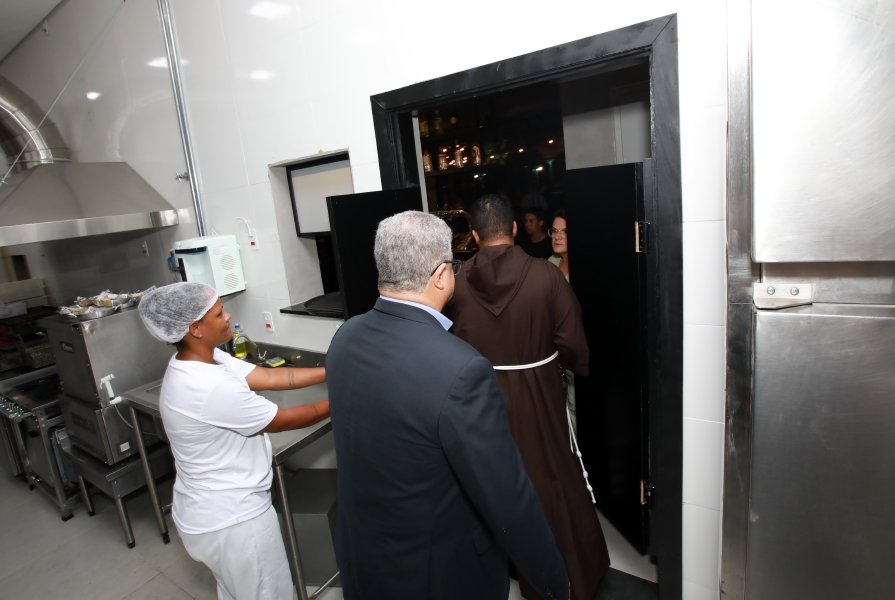 INAUGURAÇÃO DA MOLECAGGIO PIZZARIA E BAR EM ENGENHEIRO SHIMIDTH - Eloisa Mattos