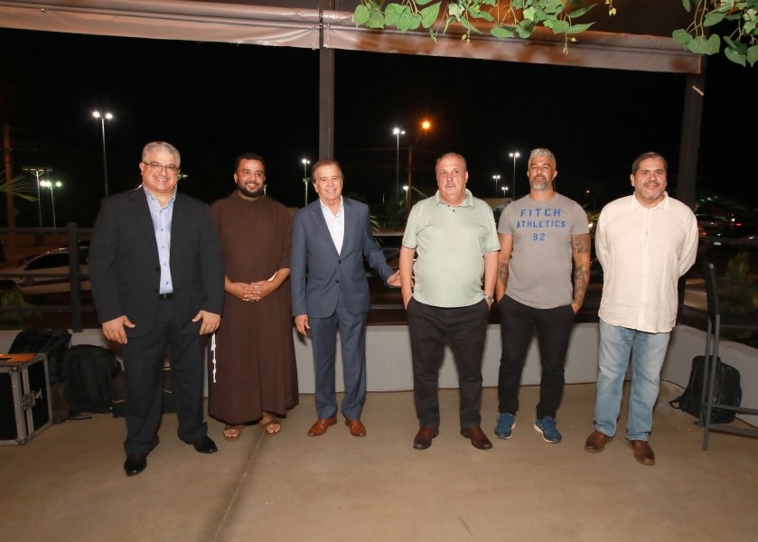 INAUGURAÇÃO DA MOLECAGGIO PIZZARIA E BAR EM ENGENHEIRO SHIMIDTH - Eloisa Mattos