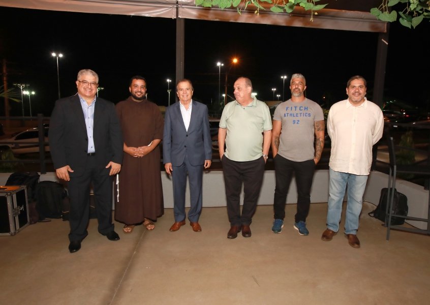 INAUGURAÇÃO DA MOLECAGGIO PIZZARIA E BAR EM ENGENHEIRO SHIMIDTH - Eloisa Mattos