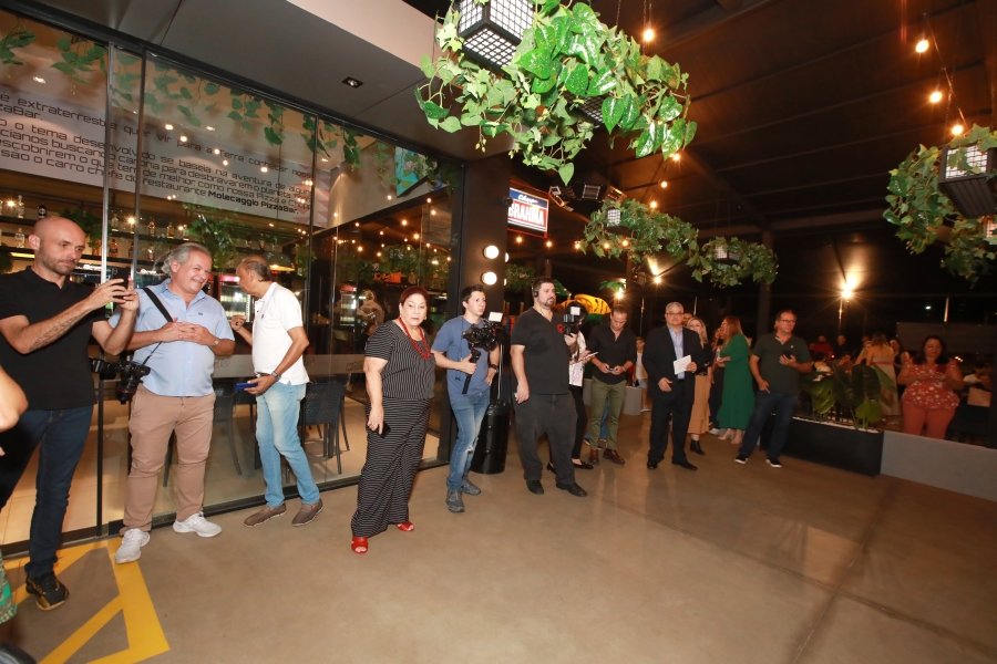 INAUGURAÇÃO DA MOLECAGGIO PIZZARIA E BAR EM ENGENHEIRO SHIMIDTH - Eloisa Mattos