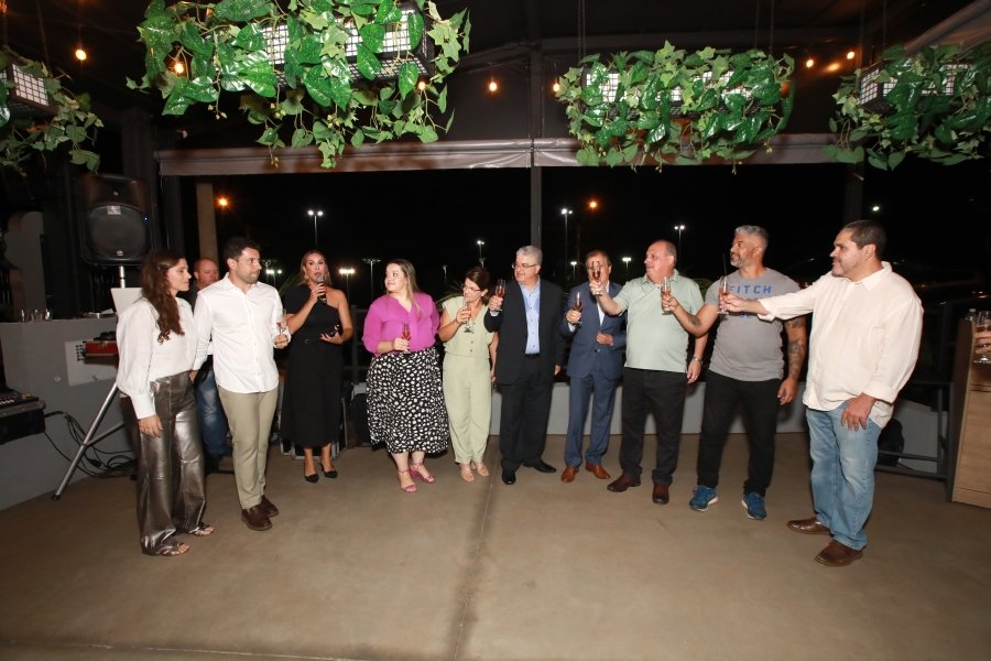 INAUGURAÇÃO DA MOLECAGGIO PIZZARIA E BAR EM ENGENHEIRO SHIMIDTH - Eloisa Mattos