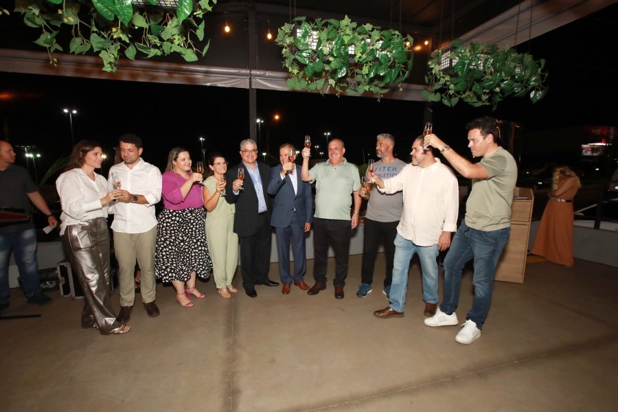 INAUGURAÇÃO DA MOLECAGGIO PIZZARIA E BAR EM ENGENHEIRO SHIMIDTH - Eloisa Mattos