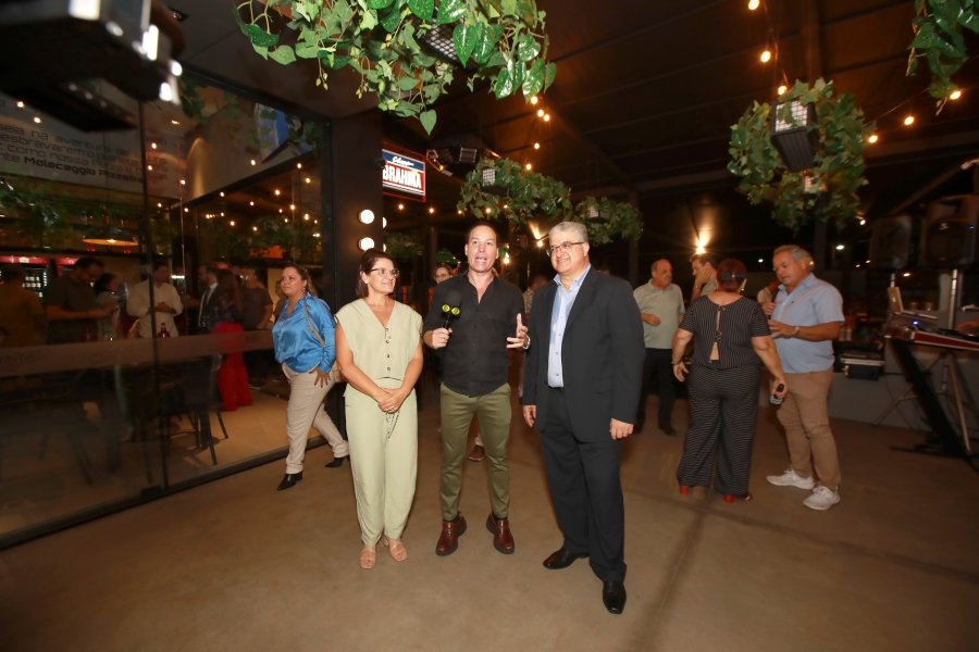 INAUGURAÇÃO DA MOLECAGGIO PIZZARIA E BAR EM ENGENHEIRO SHIMIDTH - Eloisa Mattos