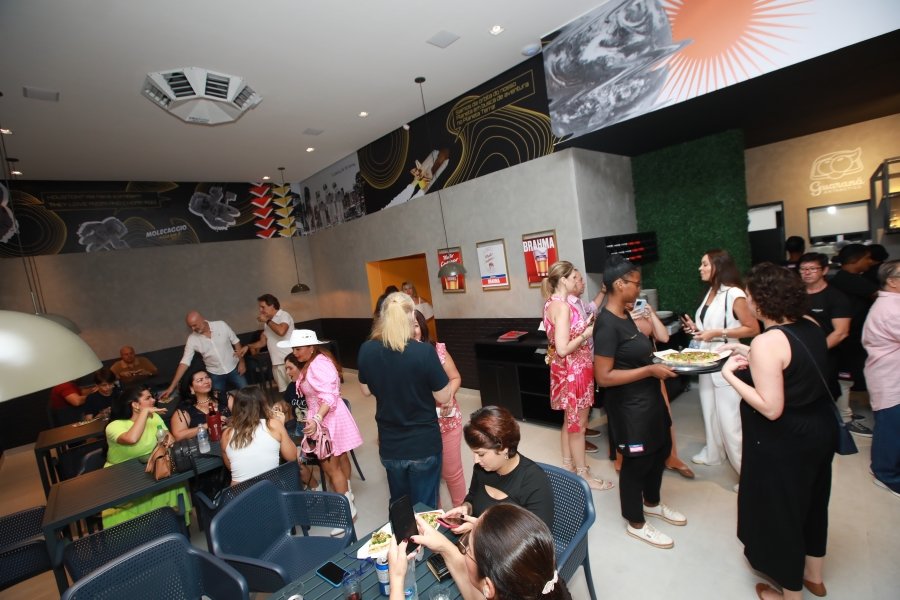 INAUGURAÇÃO DA MOLECAGGIO PIZZARIA E BAR EM ENGENHEIRO SHIMIDTH - Eloisa Mattos