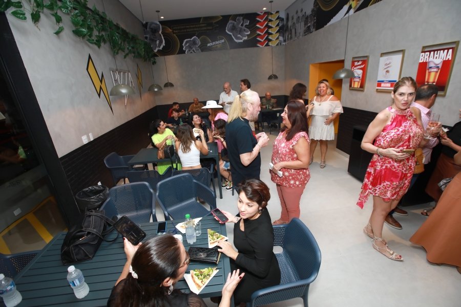 INAUGURAÇÃO DA MOLECAGGIO PIZZARIA E BAR EM ENGENHEIRO SHIMIDTH - Eloisa Mattos