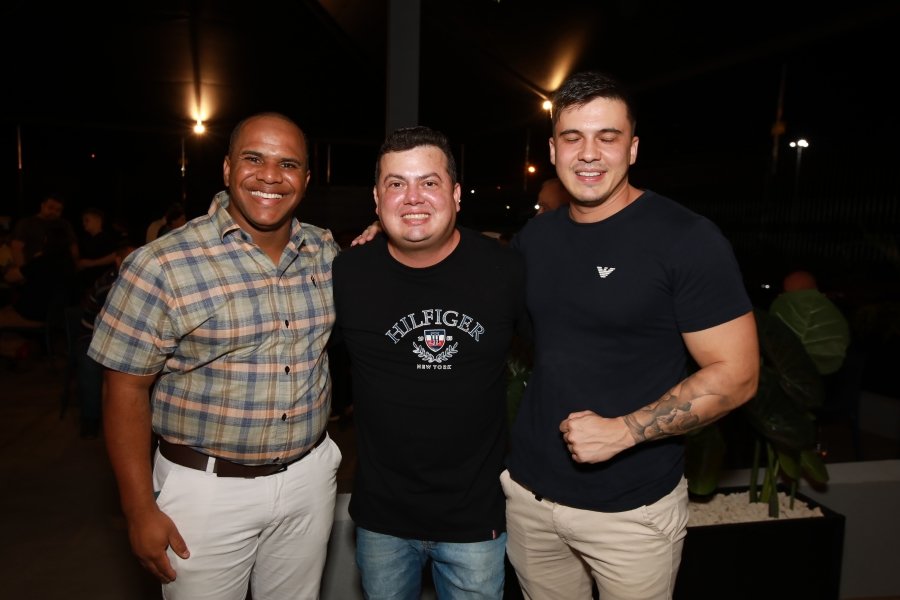 INAUGURAÇÃO DA MOLECAGGIO PIZZARIA E BAR EM ENGENHEIRO SHIMIDTH - Eloisa Mattos