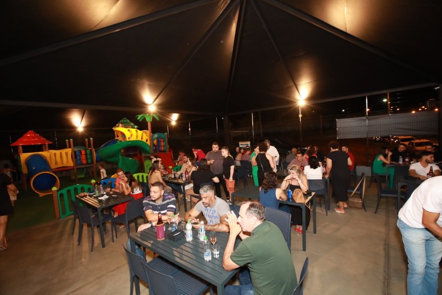 INAUGURAÇÃO DA MOLECAGGIO PIZZARIA E BAR EM ENGENHEIRO SHIMIDTH - Eloisa Mattos