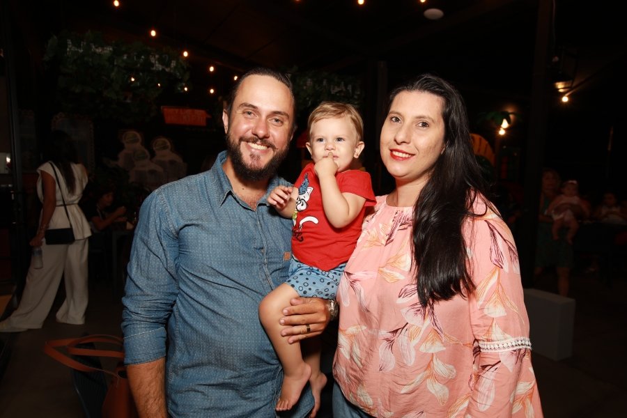 INAUGURAÇÃO DA MOLECAGGIO PIZZARIA E BAR EM ENGENHEIRO SHIMIDTH - Eloisa Mattos