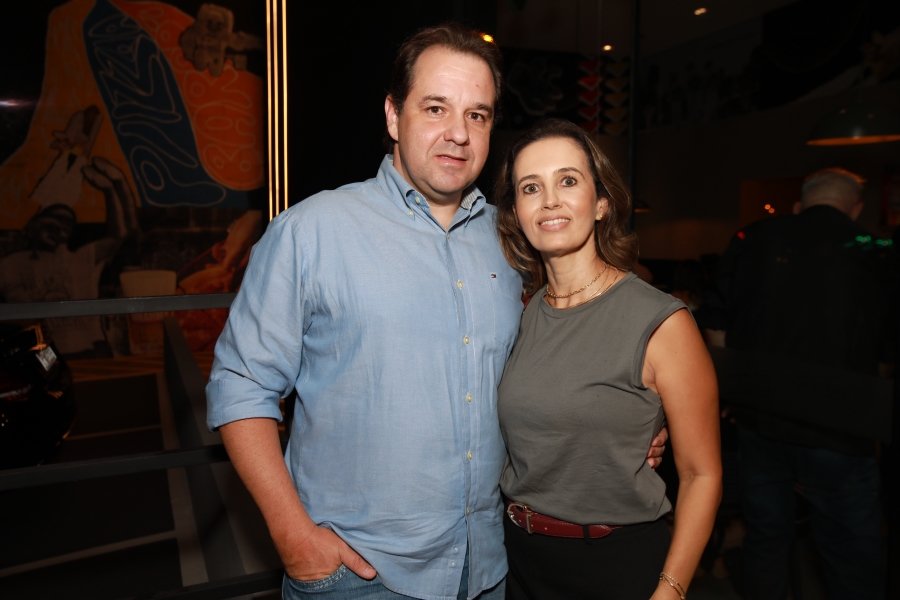 INAUGURAÇÃO DA MOLECAGGIO PIZZARIA E BAR EM ENGENHEIRO SHIMIDTH - Eloisa Mattos