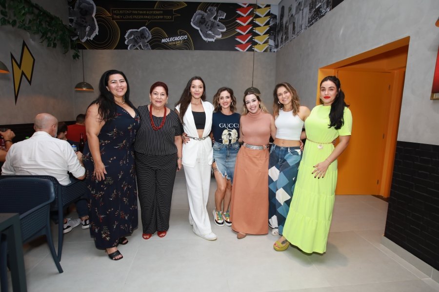 INAUGURAÇÃO DA MOLECAGGIO PIZZARIA E BAR EM ENGENHEIRO SHIMIDTH - Eloisa Mattos
