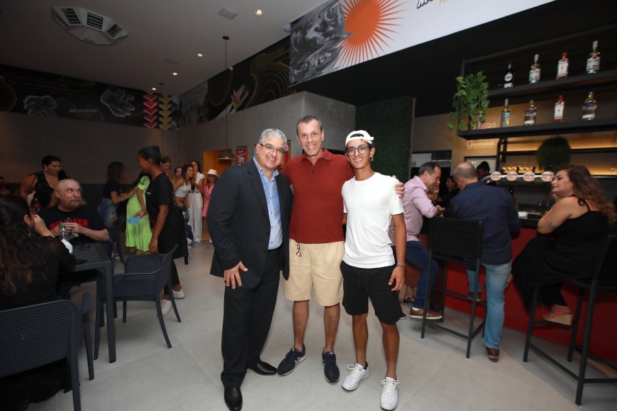 INAUGURAÇÃO DA MOLECAGGIO PIZZARIA E BAR EM ENGENHEIRO SHIMIDTH - Eloisa Mattos