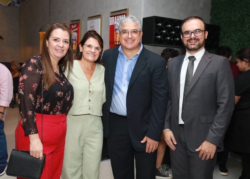 INAUGURAÇÃO DA MOLECAGGIO PIZZARIA E BAR EM ENGENHEIRO SHIMIDTH - Eloisa Mattos