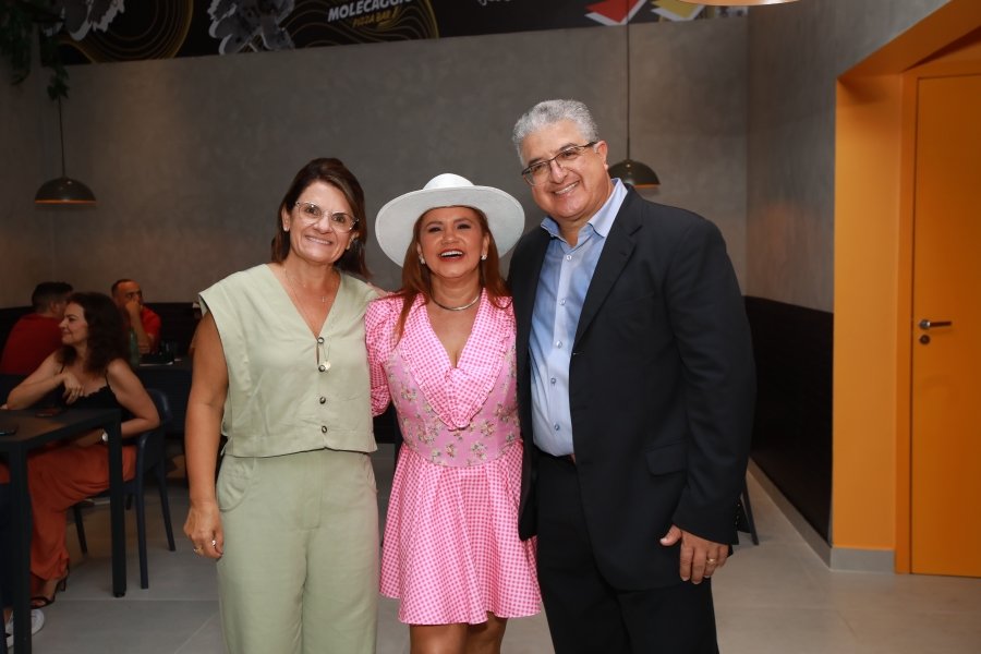 INAUGURAÇÃO DA MOLECAGGIO PIZZARIA E BAR EM ENGENHEIRO SHIMIDTH - Eloisa Mattos
