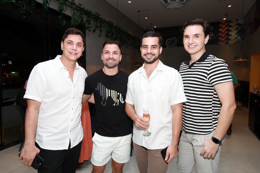INAUGURAÇÃO DA MOLECAGGIO PIZZARIA E BAR EM ENGENHEIRO SHIMIDTH - Eloisa Mattos