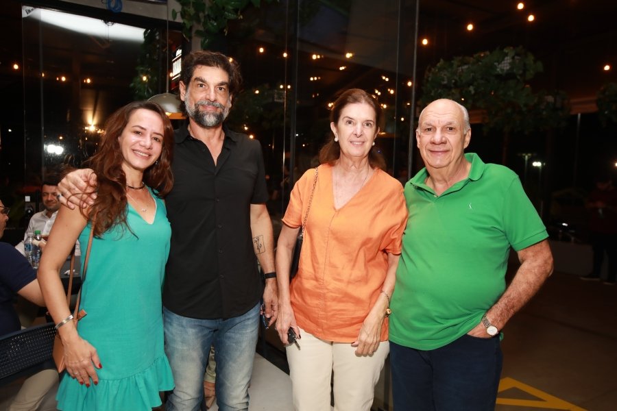 INAUGURAÇÃO DA MOLECAGGIO PIZZARIA E BAR EM ENGENHEIRO SHIMIDTH - Eloisa Mattos