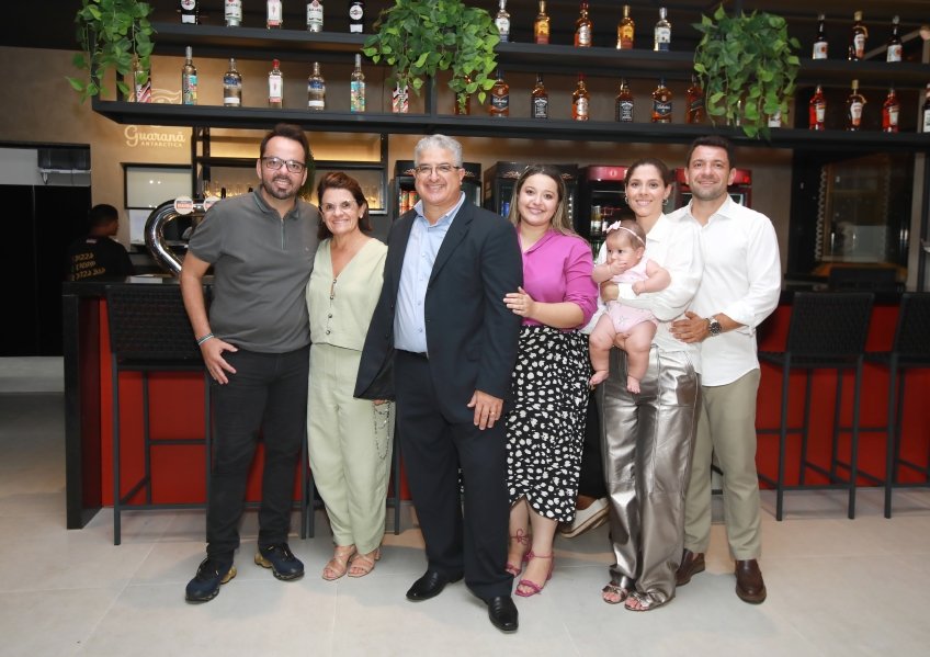 INAUGURAÇÃO DA MOLECAGGIO PIZZARIA E BAR EM ENGENHEIRO SHIMIDTH - Eloisa Mattos