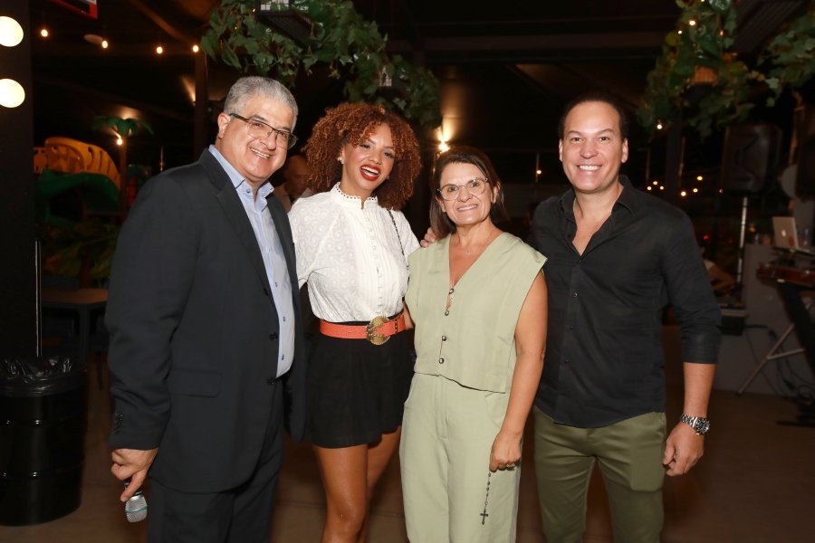 INAUGURAÇÃO DA MOLECAGGIO PIZZARIA E BAR EM ENGENHEIRO SHIMIDTH - Eloisa Mattos