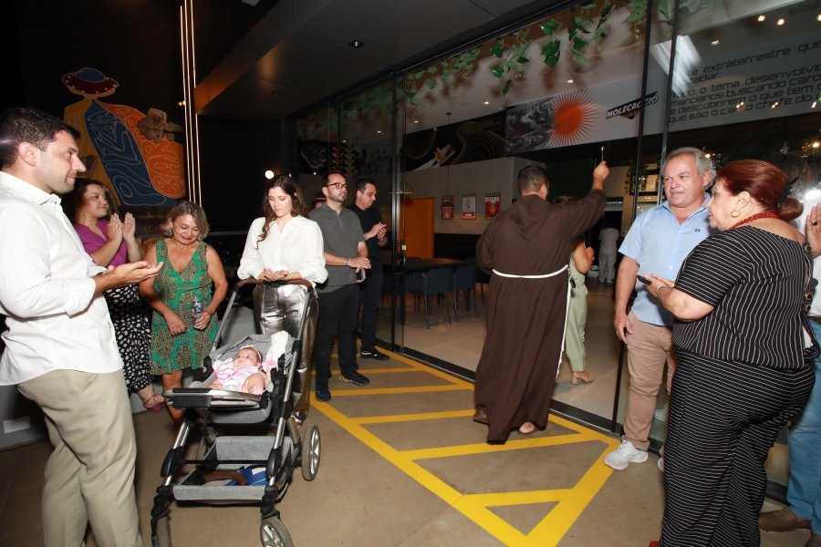 INAUGURAÇÃO DA MOLECAGGIO PIZZARIA E BAR EM ENGENHEIRO SHIMIDTH - Eloisa Mattos