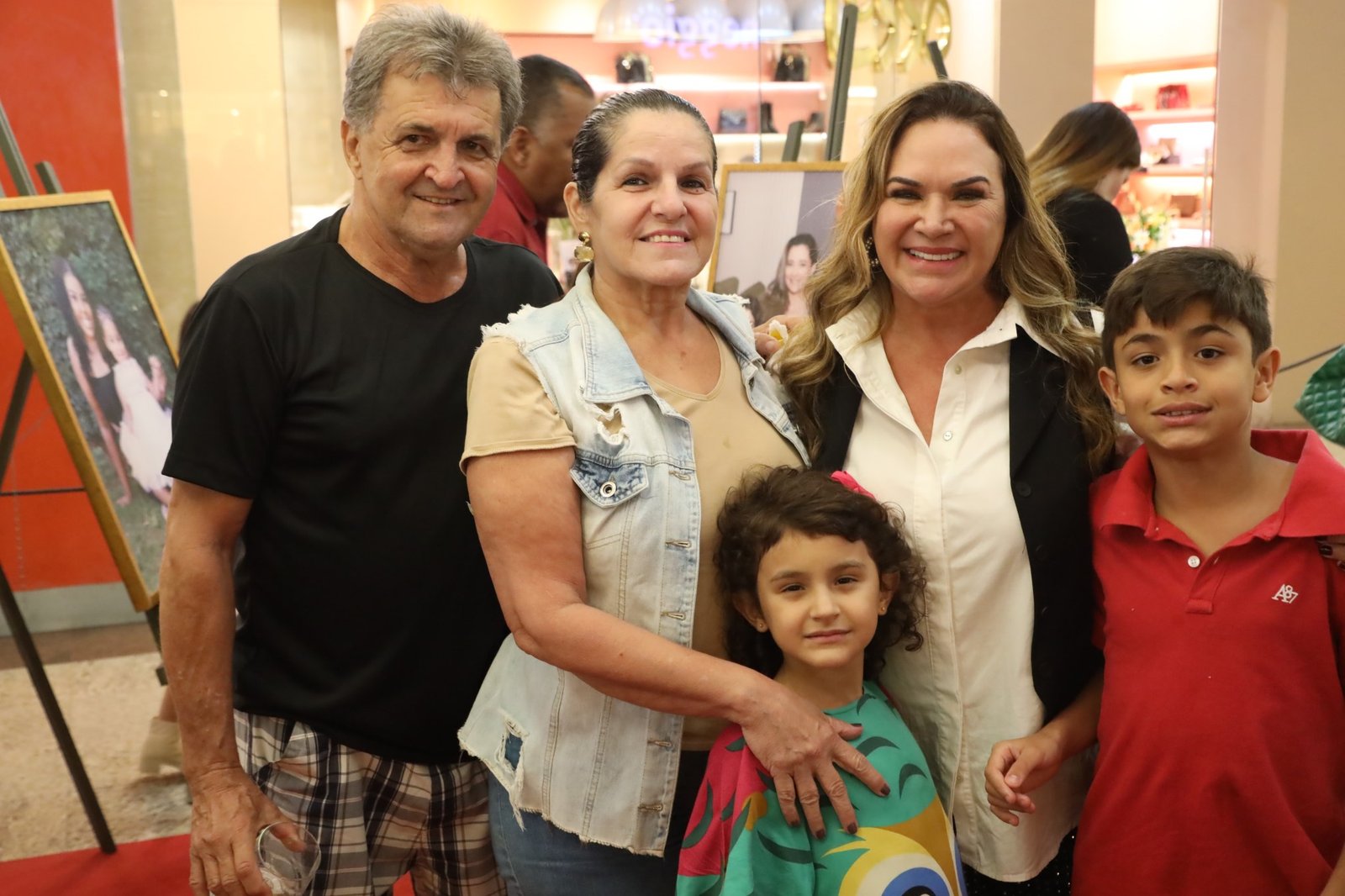 COQUETEL 16ª EDIÇÃO “MÃES E FILHOS EM FOCO” NO RIOPRETO SHOPPING CENTER - Eloisa Mattos