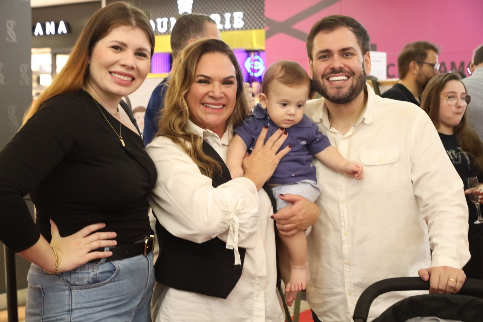 COQUETEL 16ª EDIÇÃO “MÃES E FILHOS EM FOCO” NO RIOPRETO SHOPPING CENTER - Eloisa Mattos