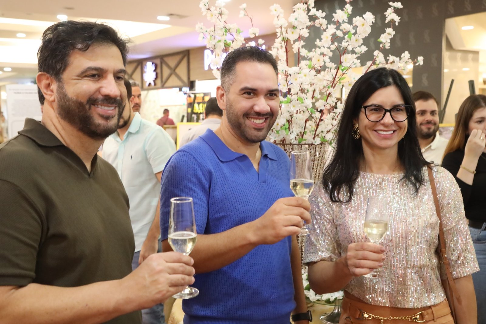 COQUETEL 16ª EDIÇÃO “MÃES E FILHOS EM FOCO” NO RIOPRETO SHOPPING CENTER - Eloisa Mattos