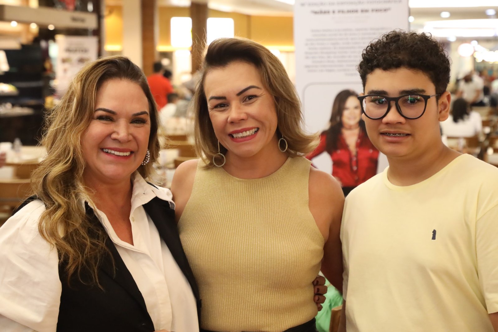 COQUETEL 16ª EDIÇÃO “MÃES E FILHOS EM FOCO” NO RIOPRETO SHOPPING CENTER - Eloisa Mattos