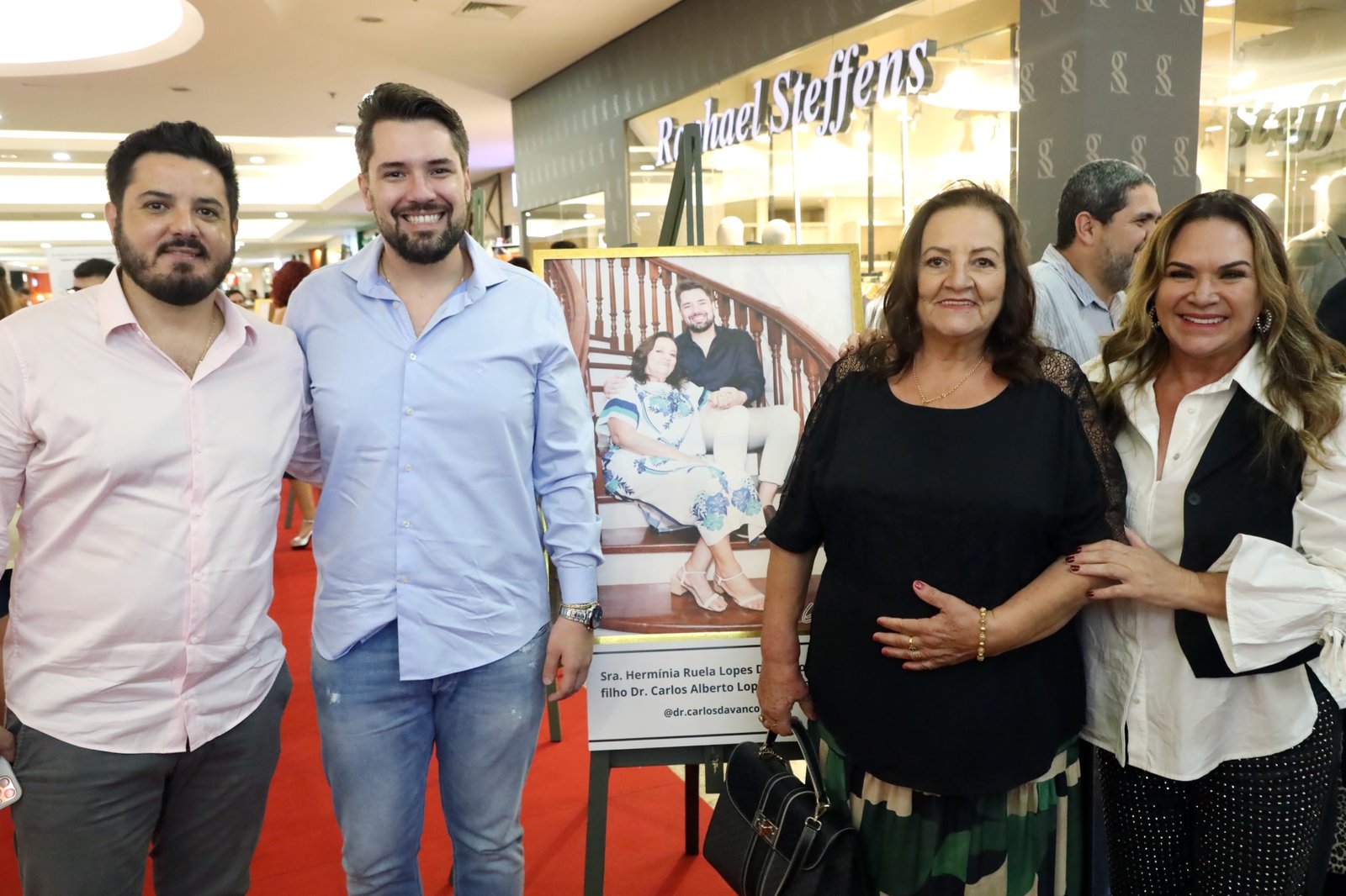 COQUETEL 16ª EDIÇÃO “MÃES E FILHOS EM FOCO” NO RIOPRETO SHOPPING CENTER - Eloisa Mattos
