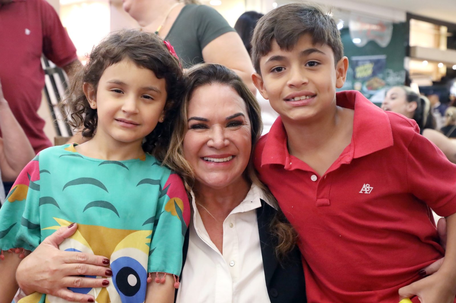 COQUETEL 16ª EDIÇÃO “MÃES E FILHOS EM FOCO” NO RIOPRETO SHOPPING CENTER - Eloisa Mattos