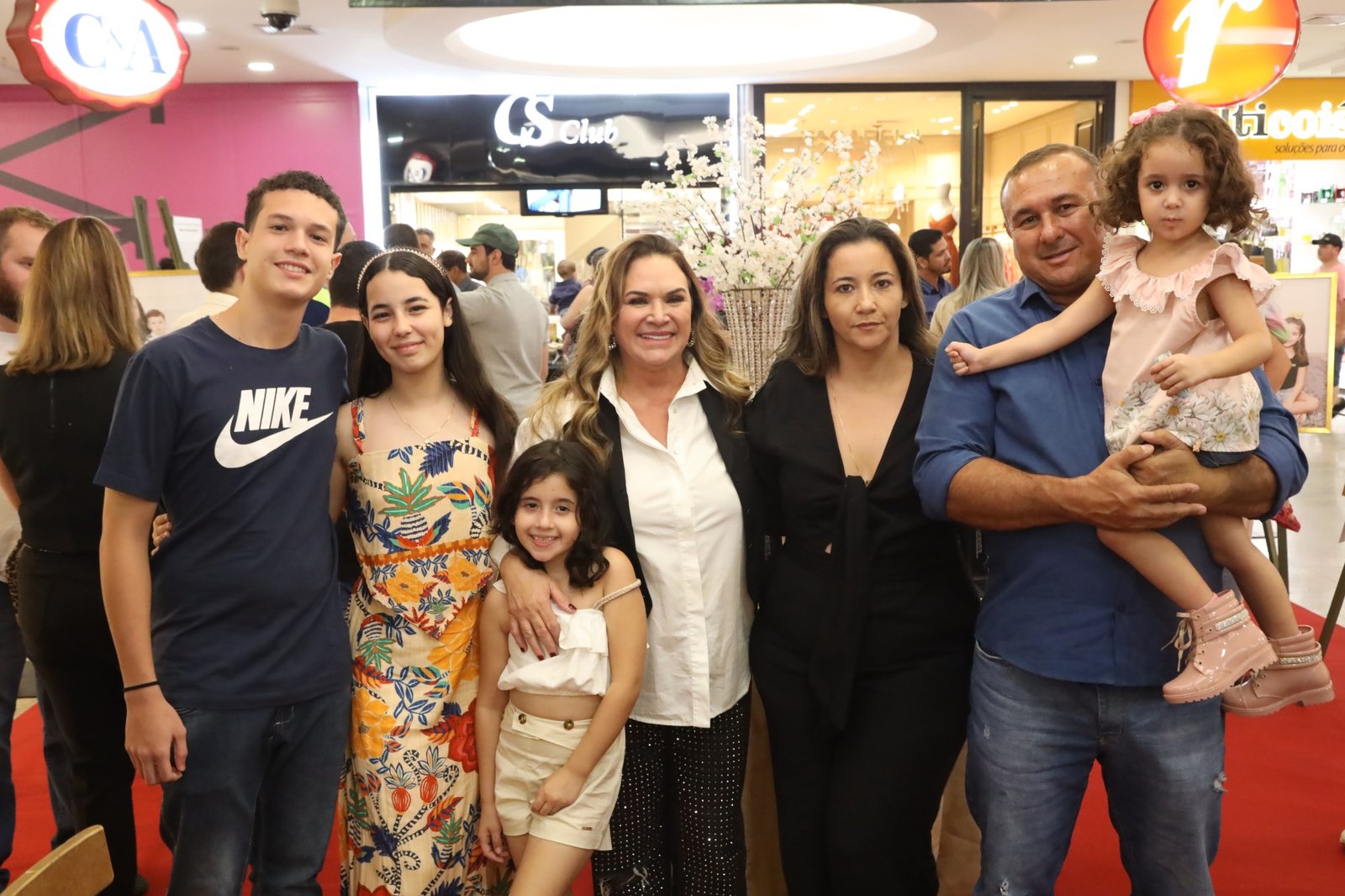 COQUETEL 16ª EDIÇÃO “MÃES E FILHOS EM FOCO” NO RIOPRETO SHOPPING CENTER - Eloisa Mattos