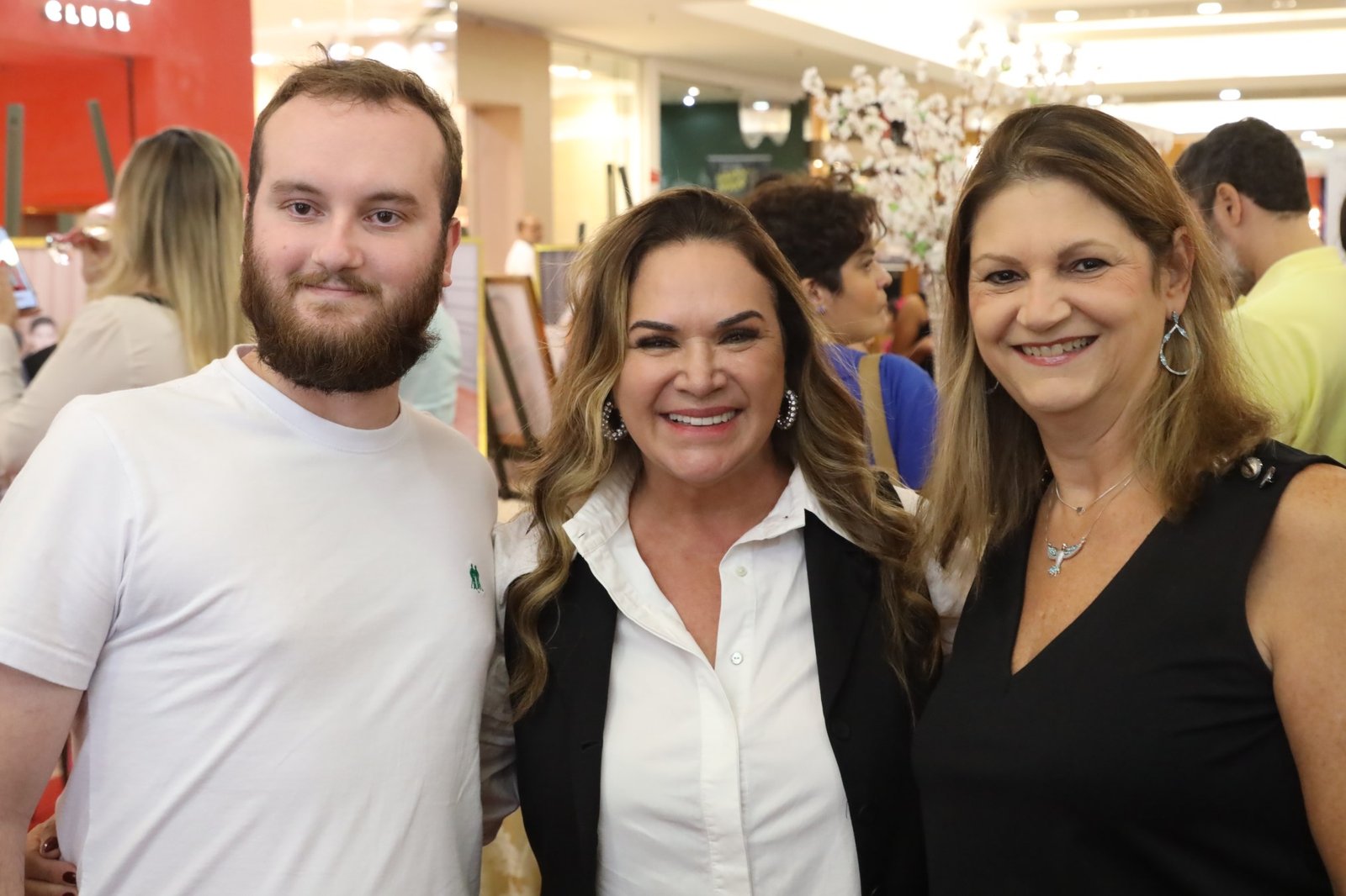 COQUETEL 16ª EDIÇÃO “MÃES E FILHOS EM FOCO” NO RIOPRETO SHOPPING CENTER - Eloisa Mattos