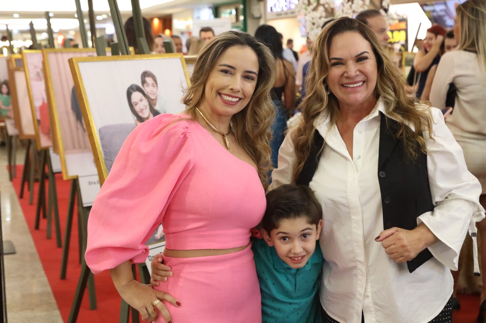 COQUETEL 16ª EDIÇÃO “MÃES E FILHOS EM FOCO” NO RIOPRETO SHOPPING CENTER - Eloisa Mattos