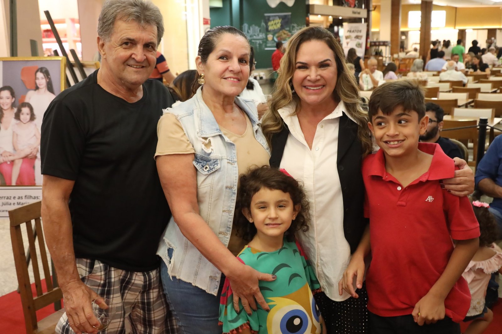 COQUETEL 16ª EDIÇÃO “MÃES E FILHOS EM FOCO” NO RIOPRETO SHOPPING CENTER - Eloisa Mattos