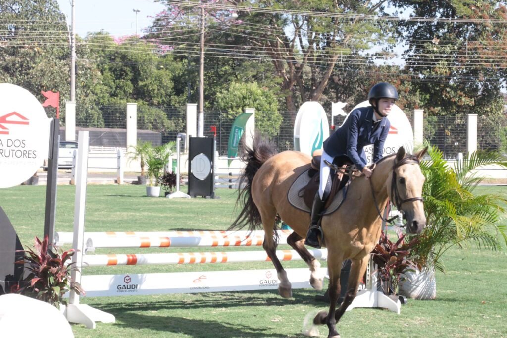 Copa Rio Preto de Hipismo Acontece Neste Fim de Semana no Recinto de Exposições