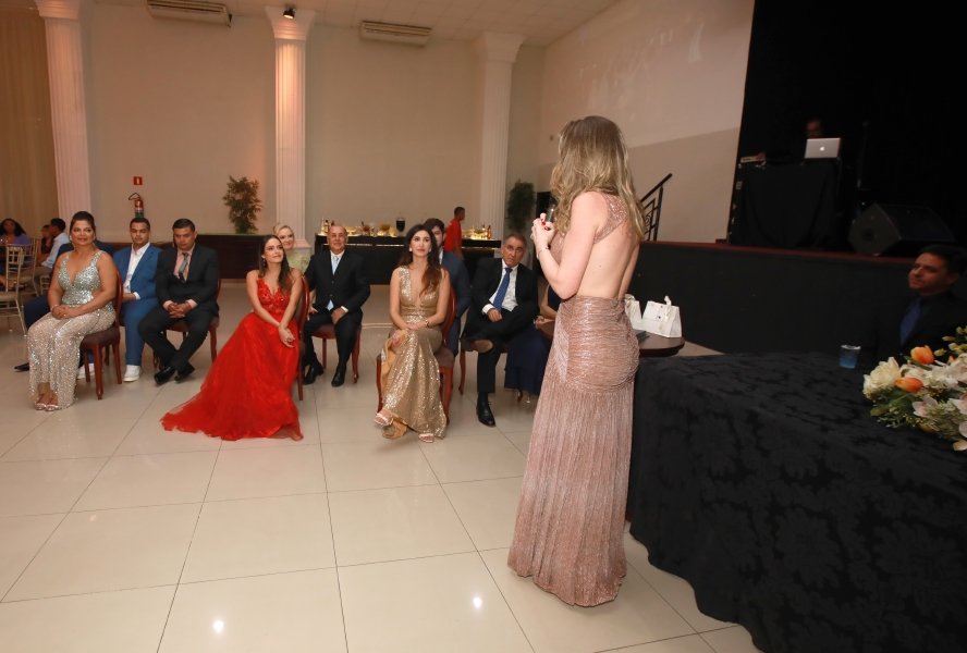 UNIOFTAL – RESIDENTES 2024 - Eloisa Mattos