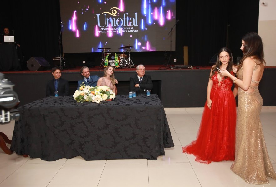 UNIOFTAL – RESIDENTES 2024 - Eloisa Mattos