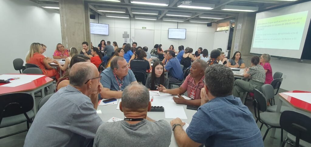 2° Fórum Internacional de Aperfeiçoamento Curricular da Faceres