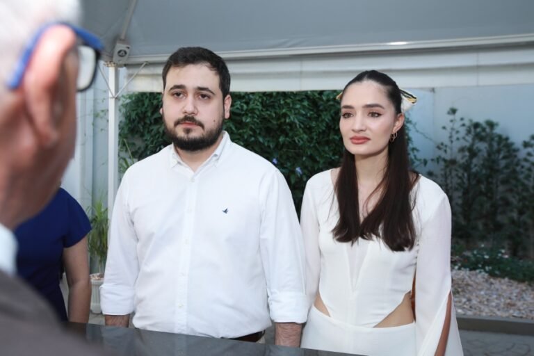 resized_ELOISA MATTOS (29)