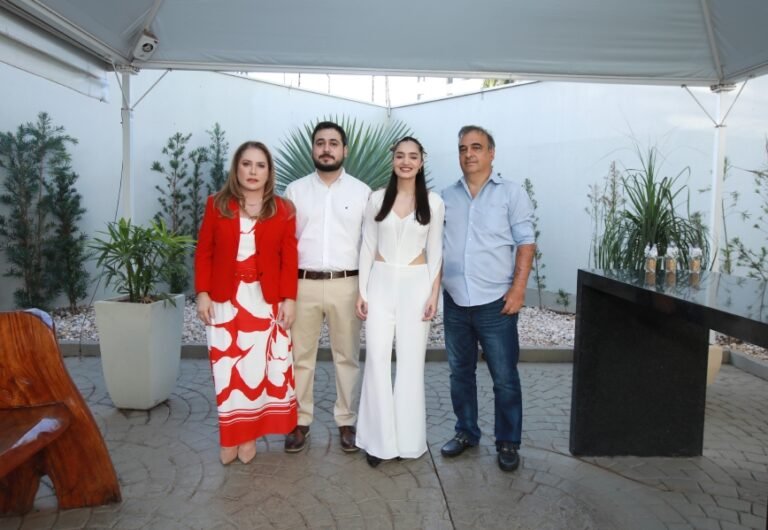 resized_ELOISA MATTOS (9)
