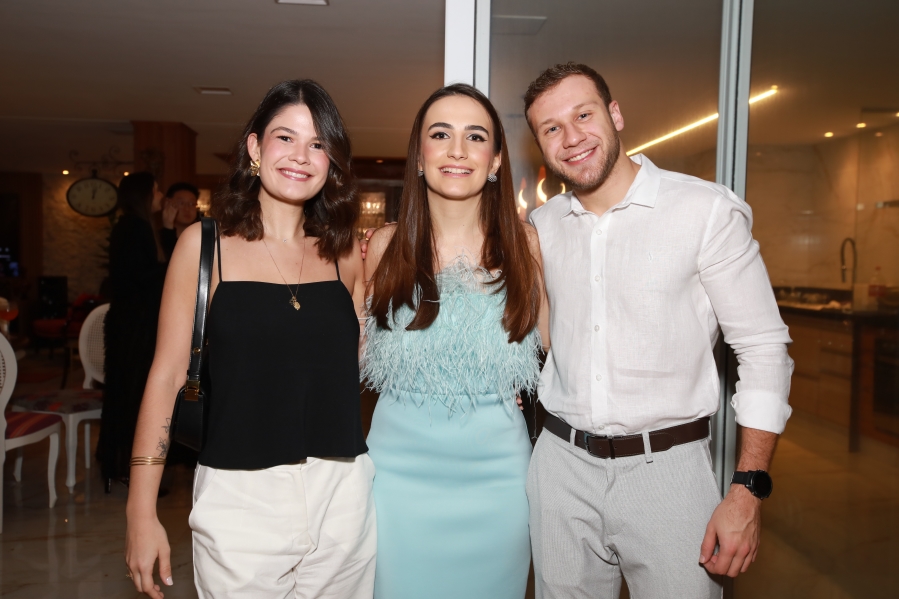 FORMATURA EM MEDICINA DE MALU RADUAN MEINBERG – FACERES - Eloisa Mattos