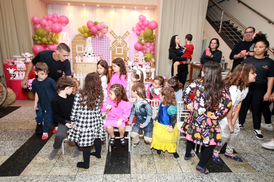 ANIVERSÁRIO DE VERÔNICA ZAFANI ARID, 4 ANOS – “A BOIADEIRA” - Eloisa Mattos