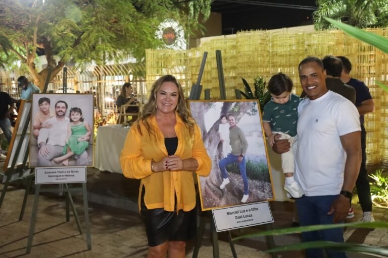 resized_exposio-pais-e-filhos-em-foco-por-eloisa-mattos_53906191122_o