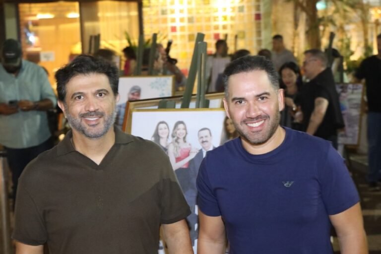 resized_exposio-pais-e-filhos-em-foco-por-eloisa-mattos_53907087666_o
