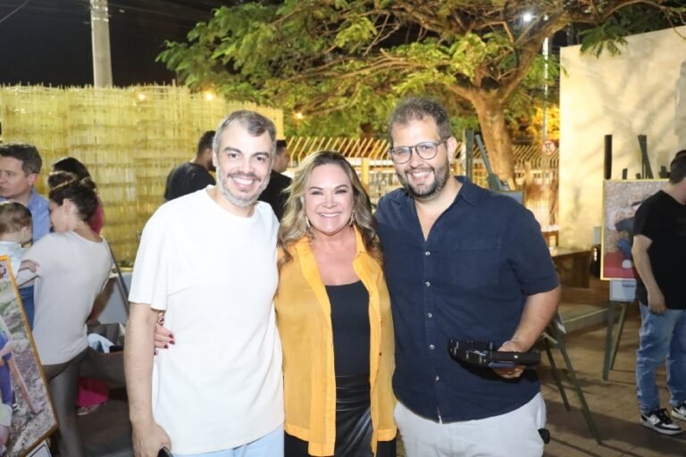 resized_exposio-pais-e-filhos-em-foco-por-eloisa-mattos_53907087836_o