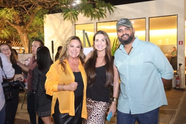 resized_exposio-pais-e-filhos-em-foco-por-eloisa-mattos_53907433074_o