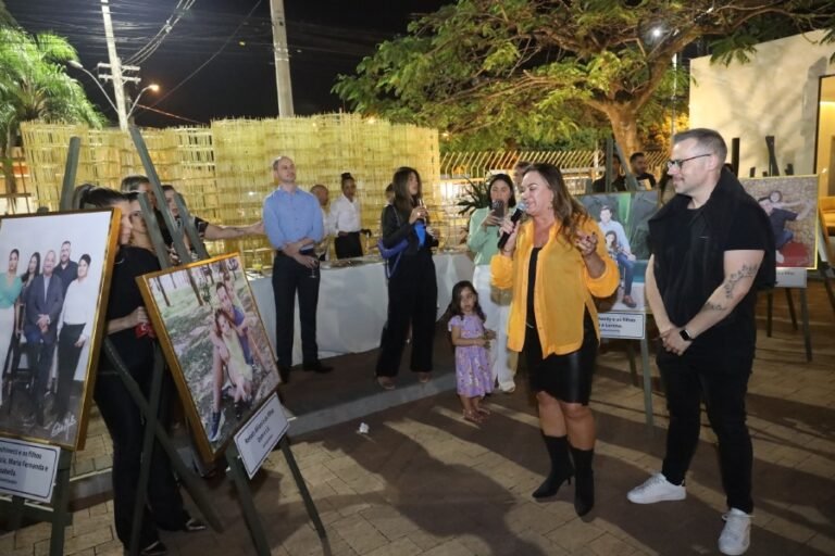 resized_exposio-pais-e-filhos-em-foco-por-eloisa-mattos_53907528065_o