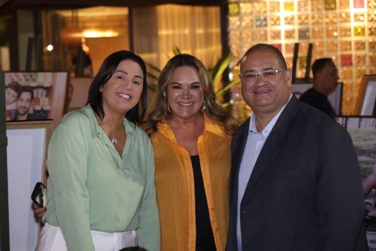 resized_exposio-pais-e-filhos-em-foco-por-eloisa-mattos_53907528485_o