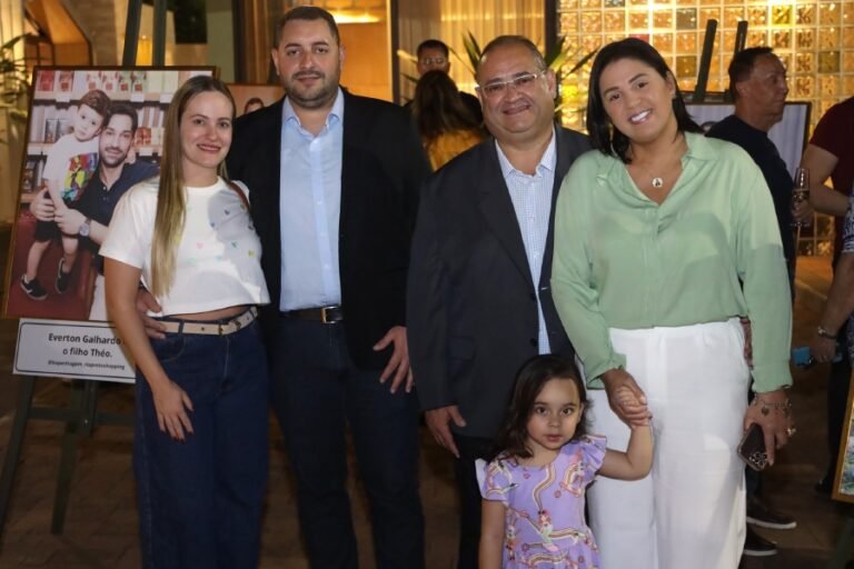 resized_exposio-pais-e-filhos-em-foco-por-eloisa-mattos_53907528490_o