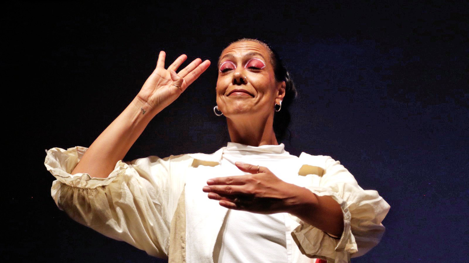 ÚLTIMOS DIAS: INSCRIÇÕES PARA OFICINA DE CRIAÇÃO DE OBRAS ARTÍSTICAS PARA E COM PESSOAS SURDAS PODEM SER FEITAS ATÉ ESTA QUARTA-FEIRA (23/10)