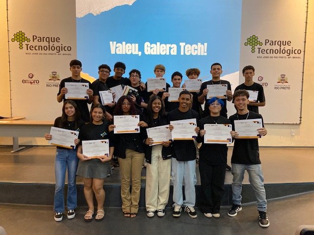 UM PASSO RUMO AO FUTURO